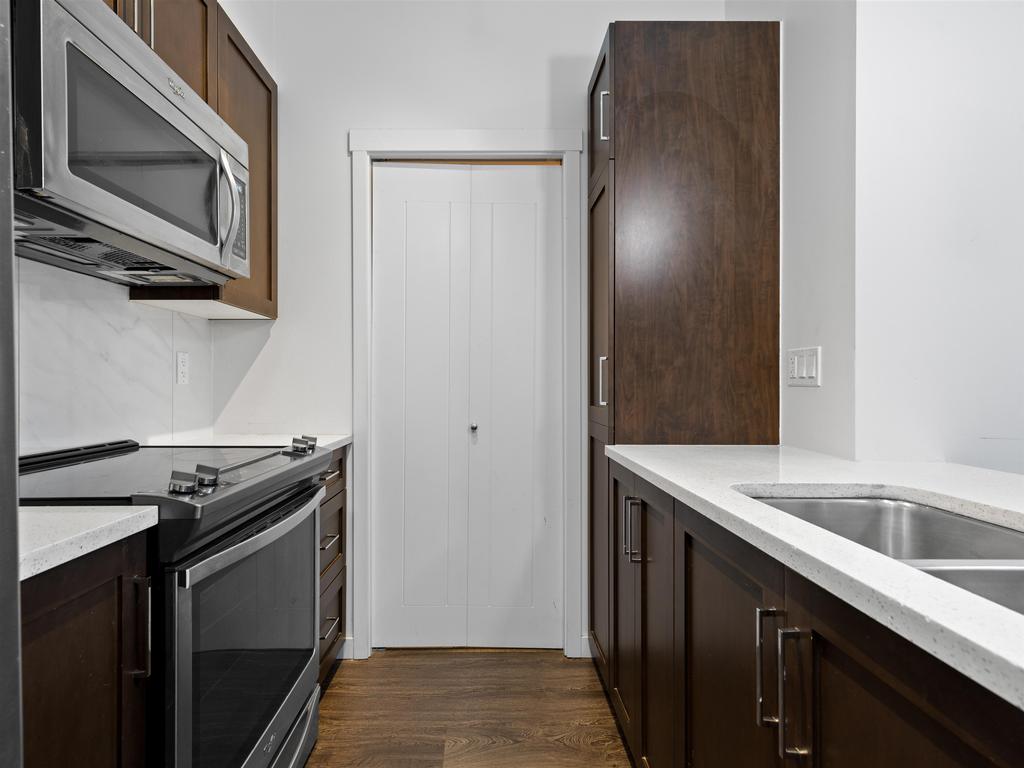 Listing Image for R3099352