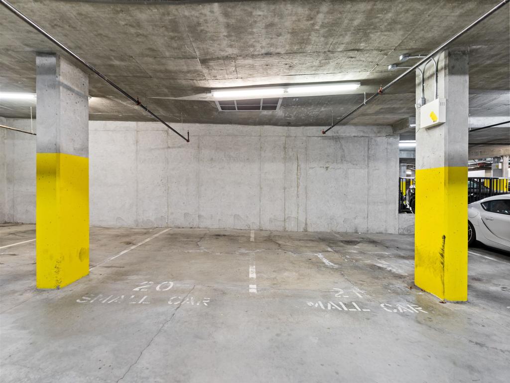 Listing Image for R3099352