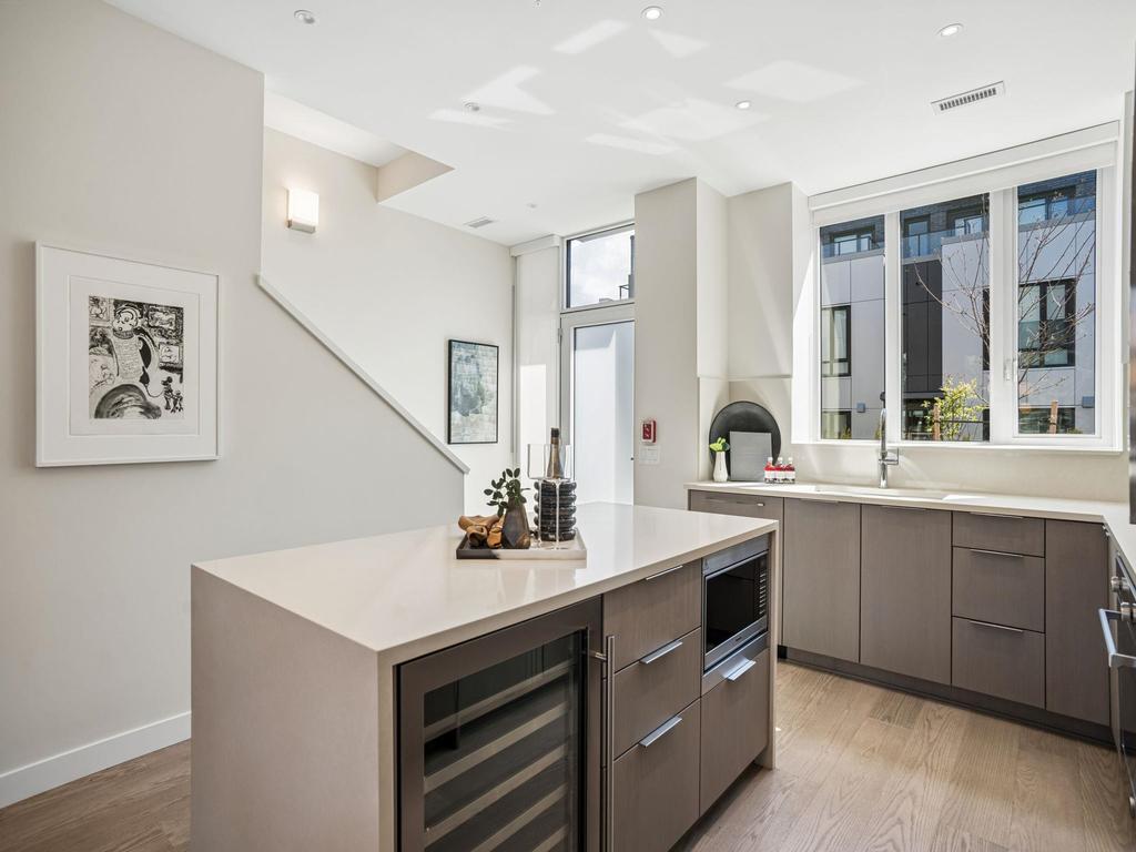 Listing Image for R3099636