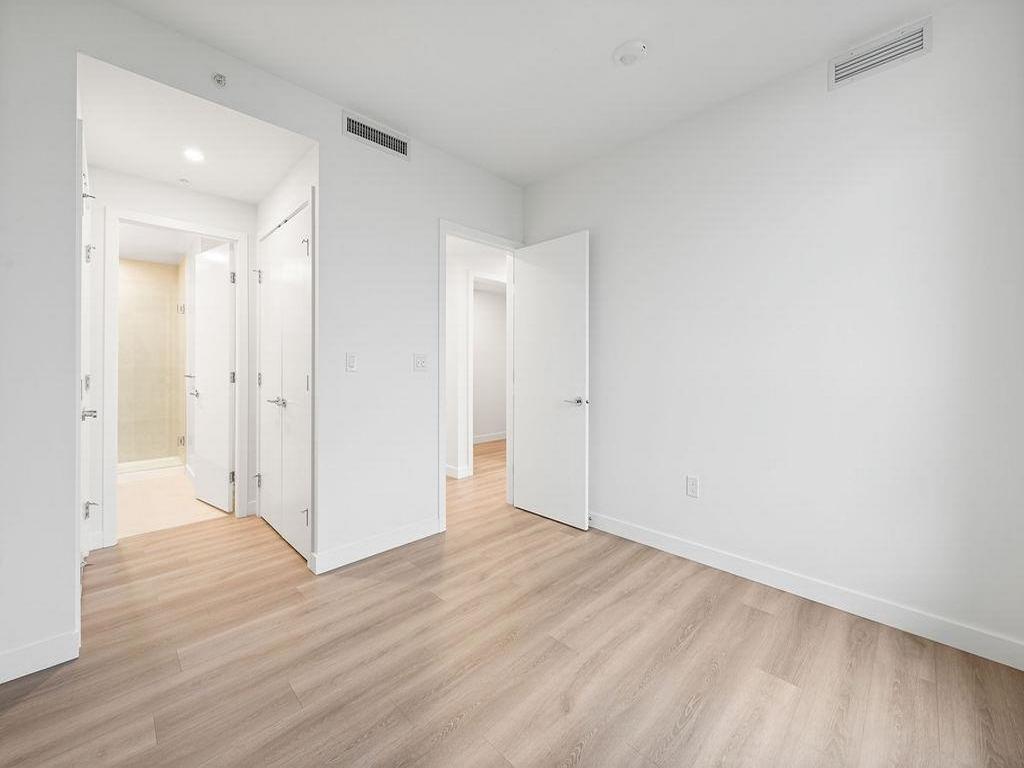 Listing Image for R3099686