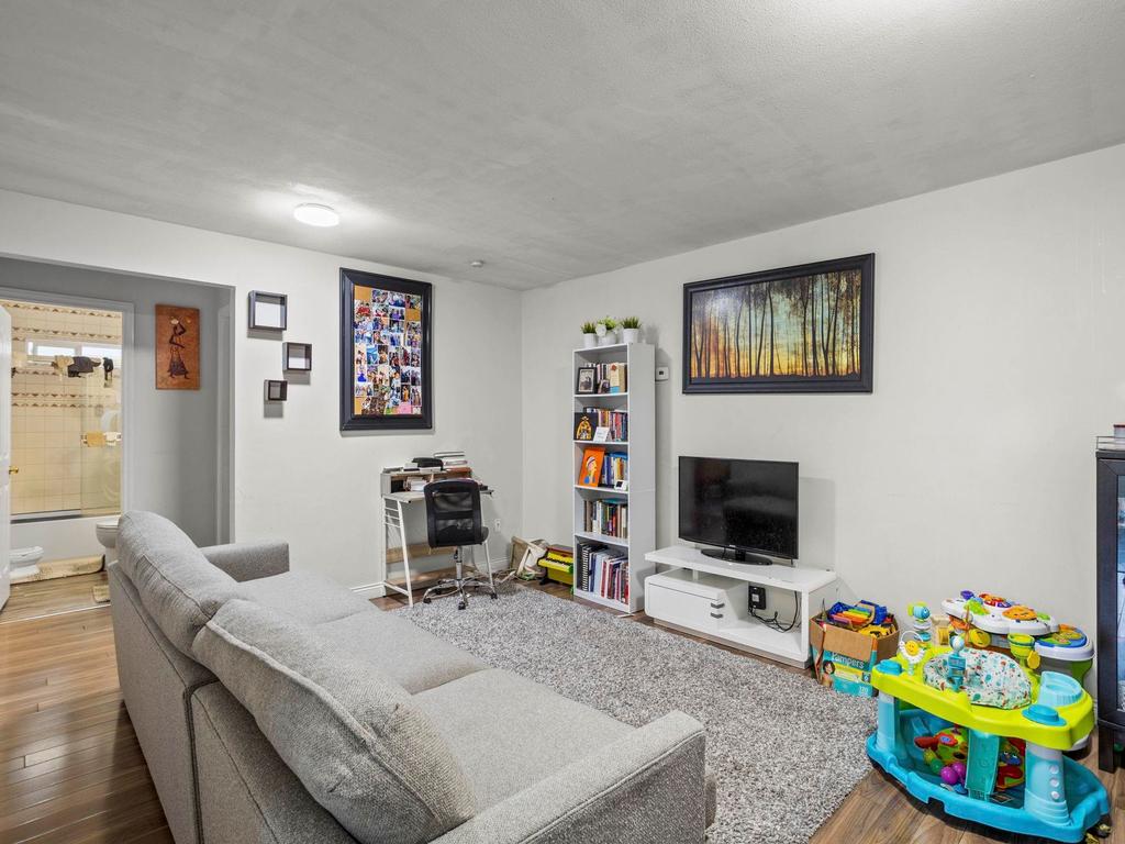 Listing Image for R3099796
