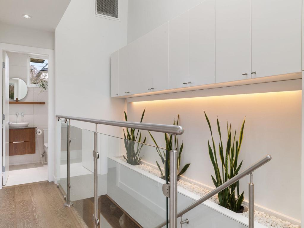 Listing Image for R3099837