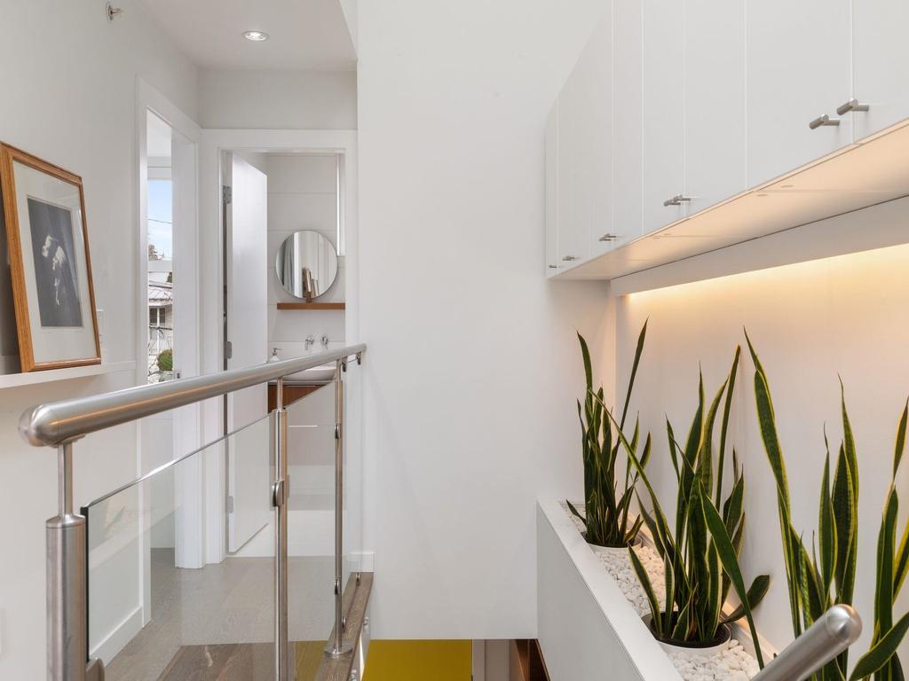 Listing Image for R3099837