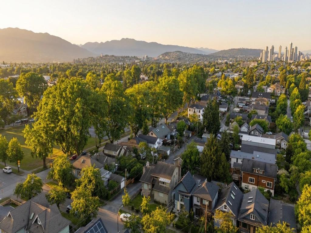 Listing Image for R3099837