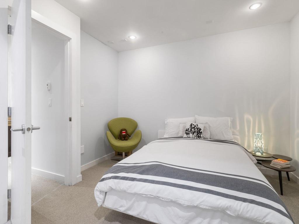 Listing Image for R3099837