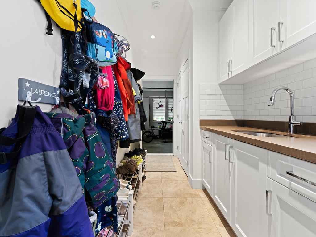 Listing Image for R3099883