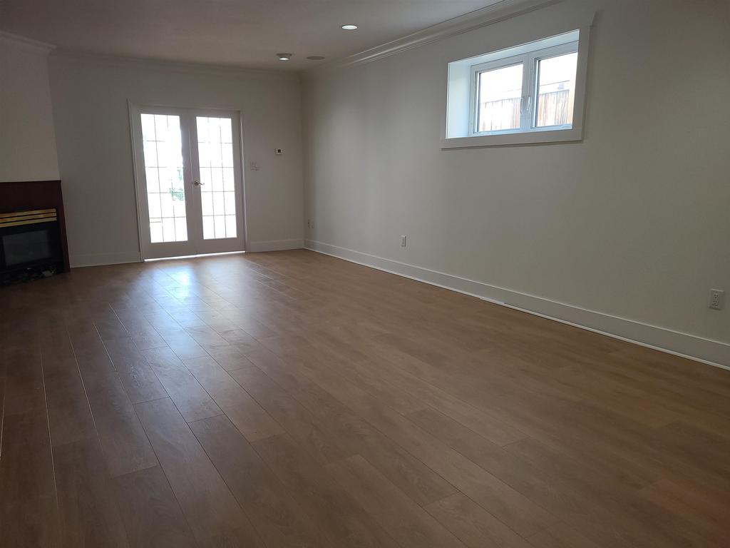 Listing Image for R3099935