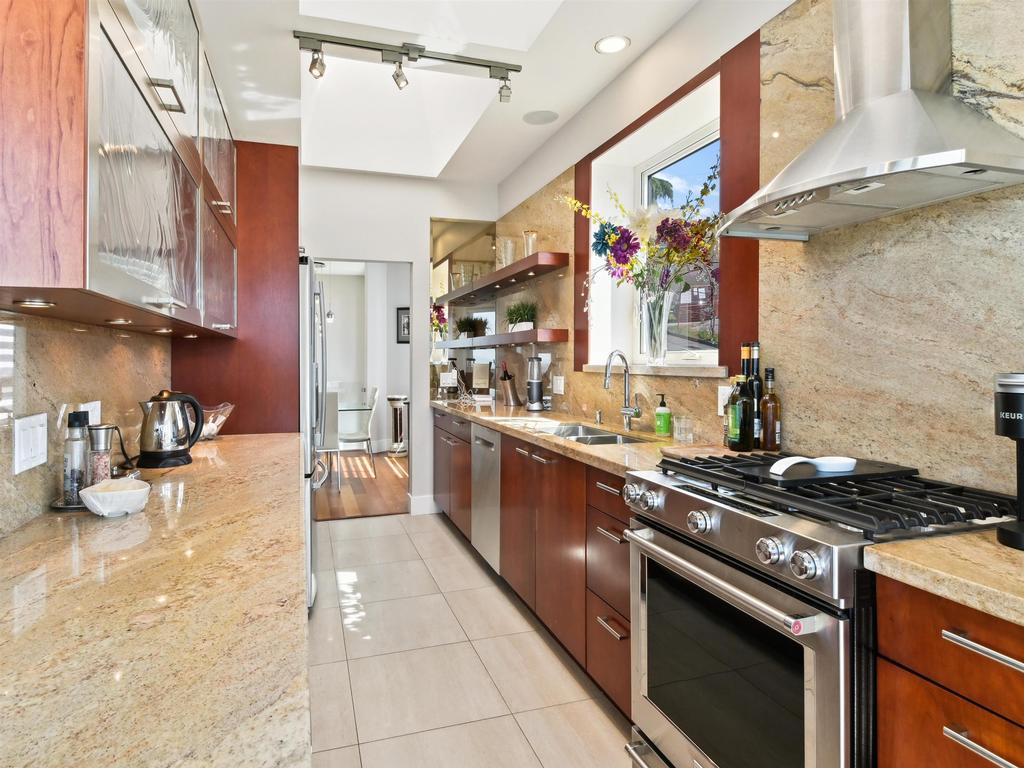 Listing Image for R3099935