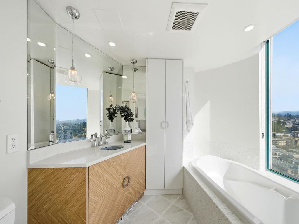 Listing Image for R3099995