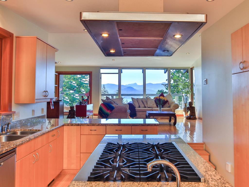 Listing Image for R3100000