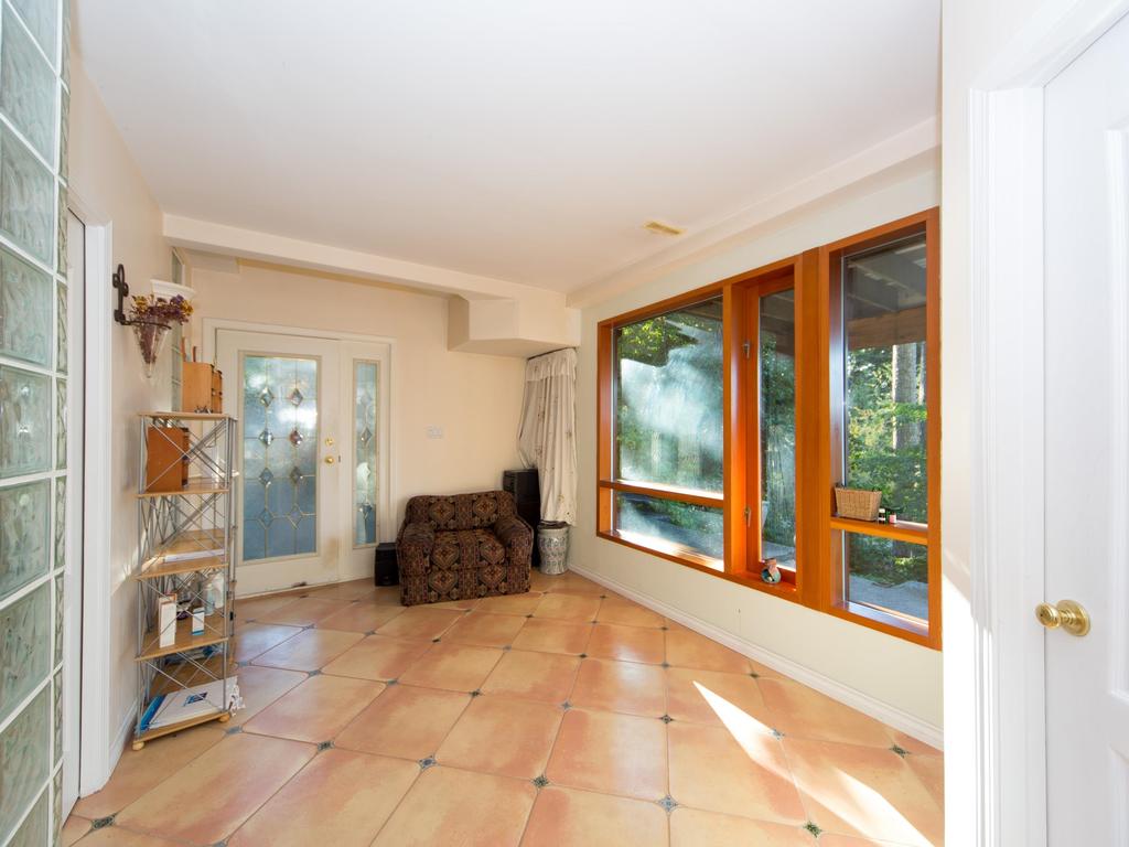 Listing Image for R3100000