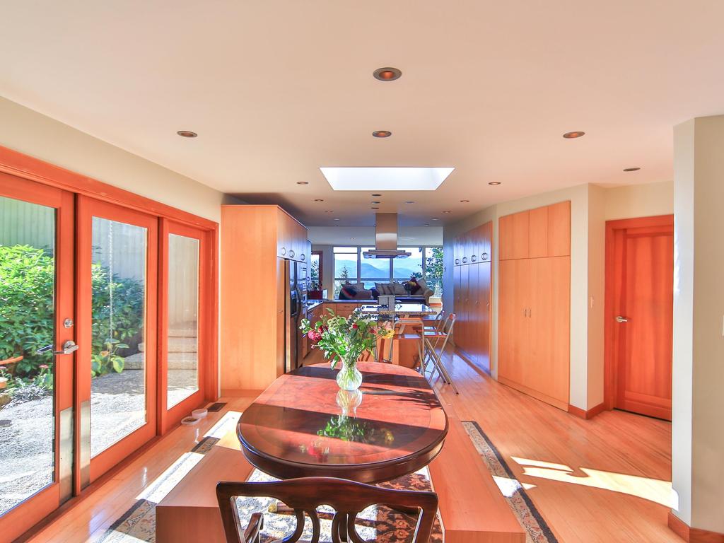 Listing Image for R3100000