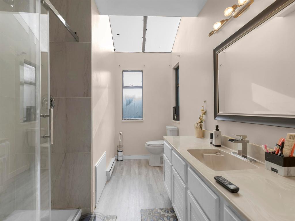 Listing Image for R3100003