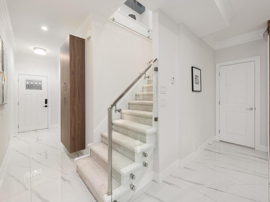 Listing Image for R3100005
