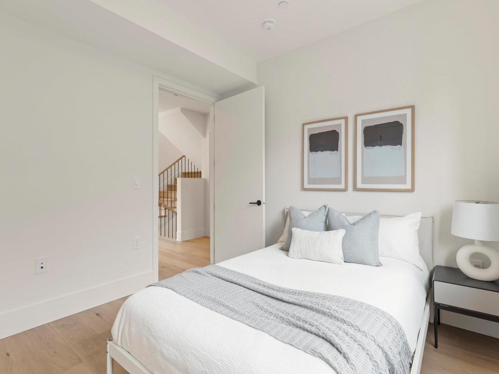 Listing Image for R3100009