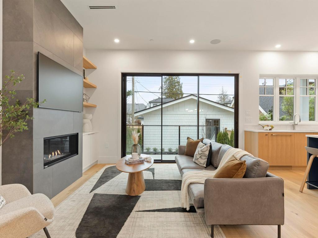 Listing Image for R3100010