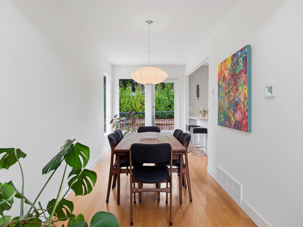 Listing Image for R3100015