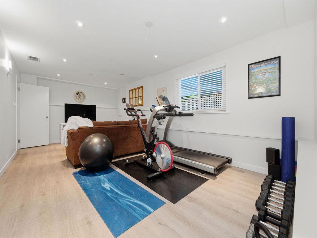 Listing Image for R3100015