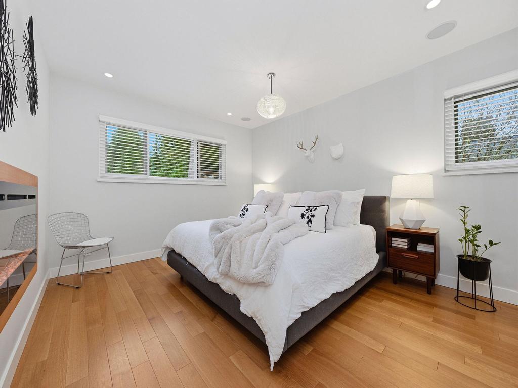 Listing Image for R3100015