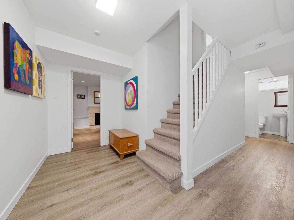 Listing Image for R3100015