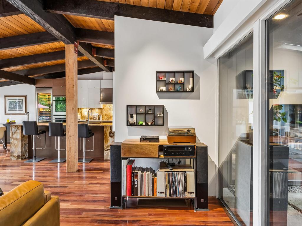 Listing Image for R3100022