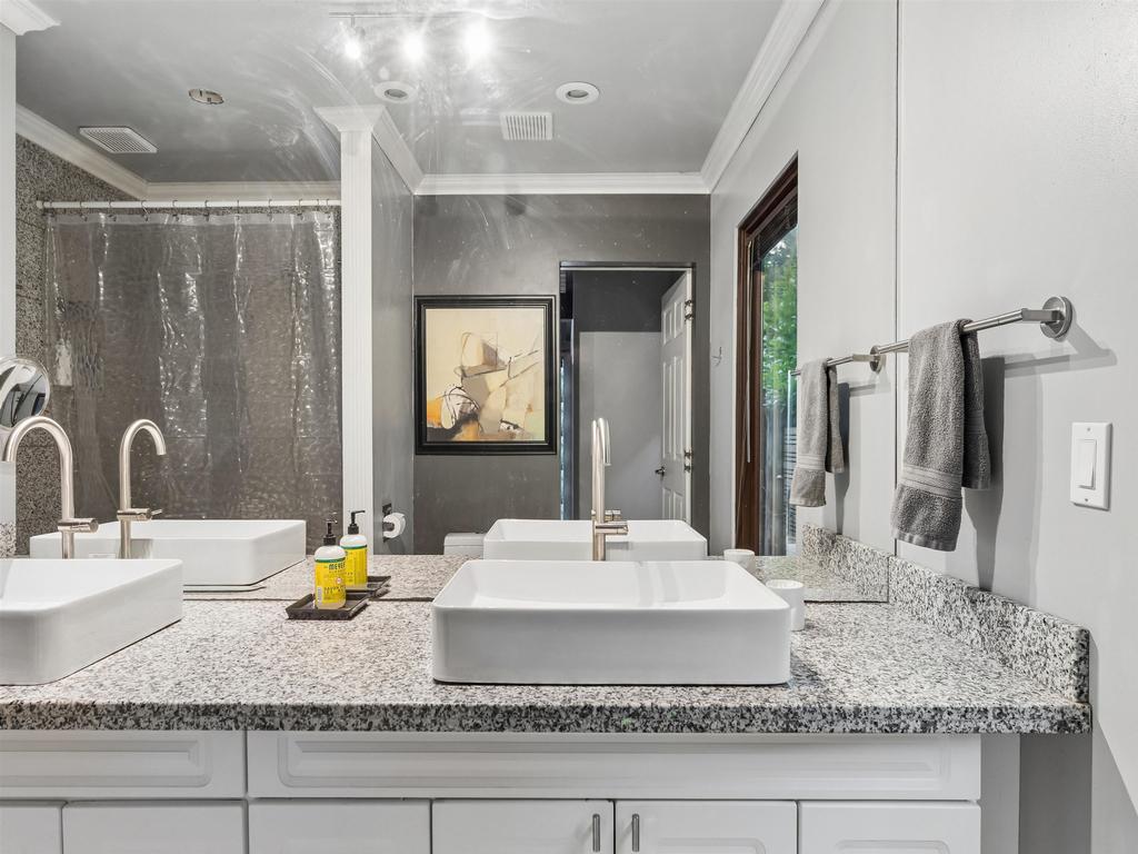 Listing Image for R3100022