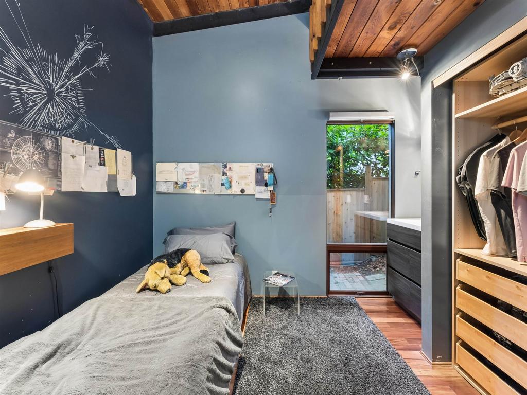 Listing Image for R3100022