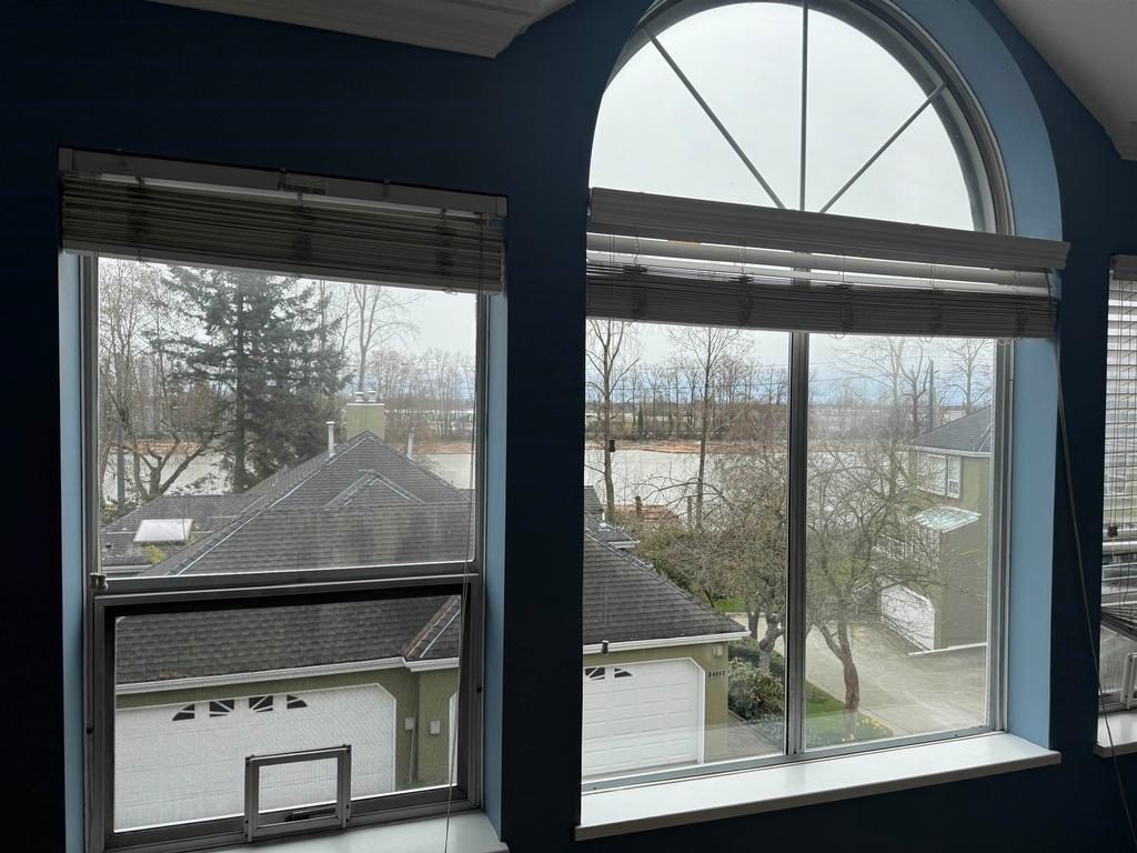 Listing Image for R3100023