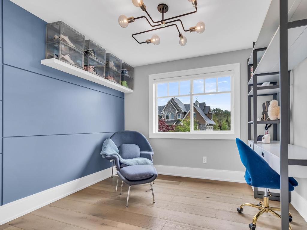 Listing Image for R3100035