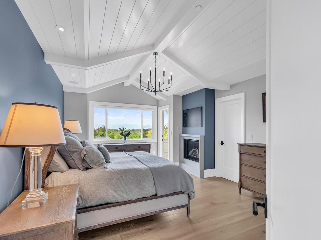 Listing Image for R3100035