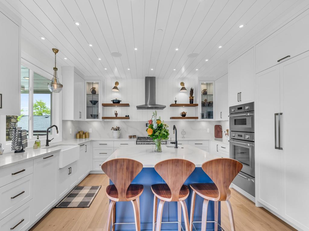 Listing Image for R3100035