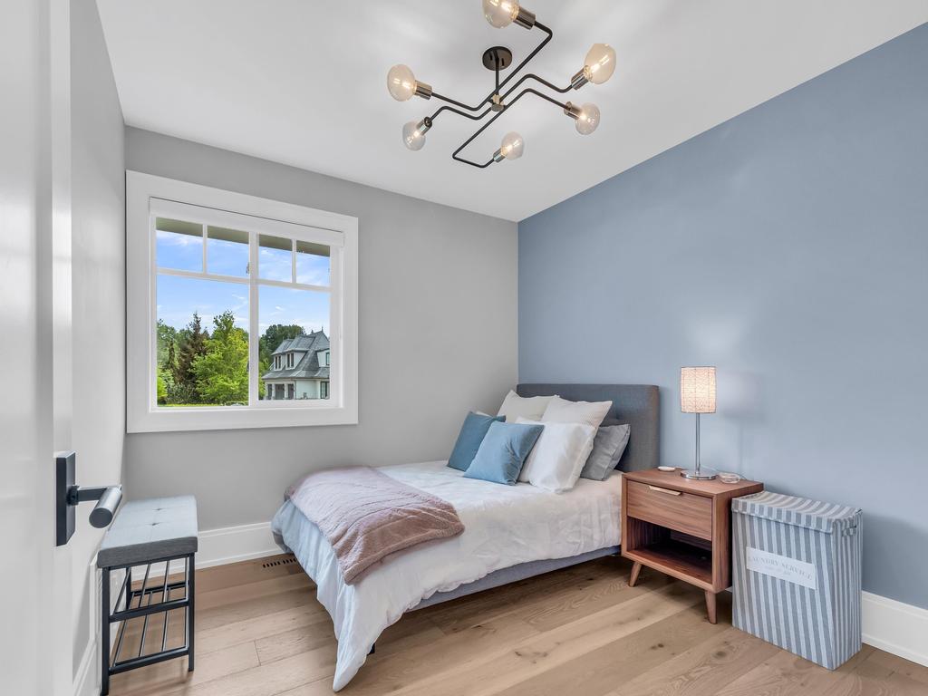 Listing Image for R3100035