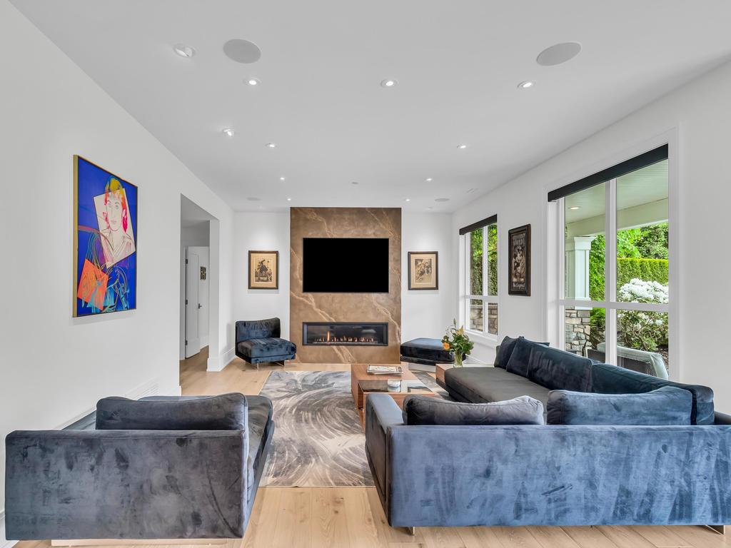 Listing Image for R3100035