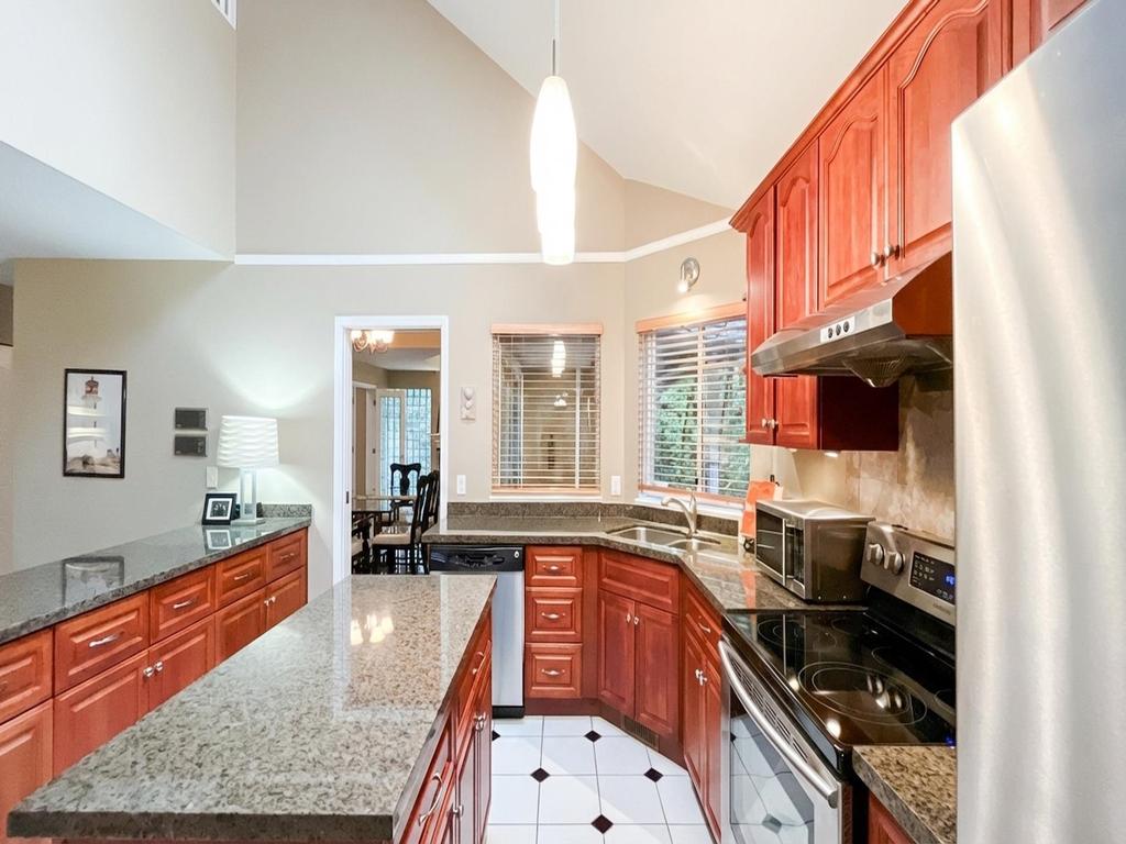 Listing Image for R3100046