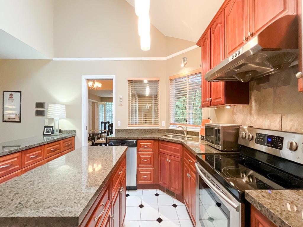 Listing Image for R3100046