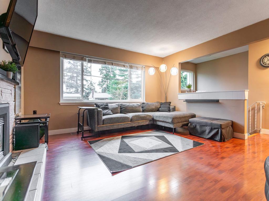 Listing Image for R3100049