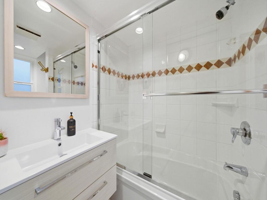 Listing Image for R3100054