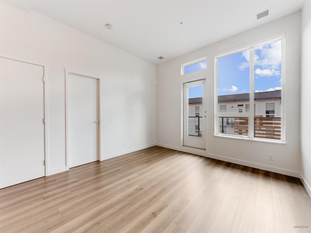 Listing Image for R3100062