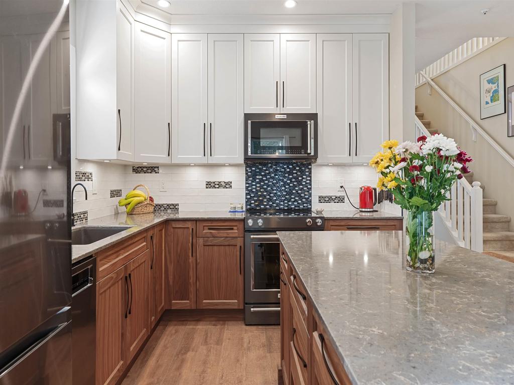 Listing Image for R3100064