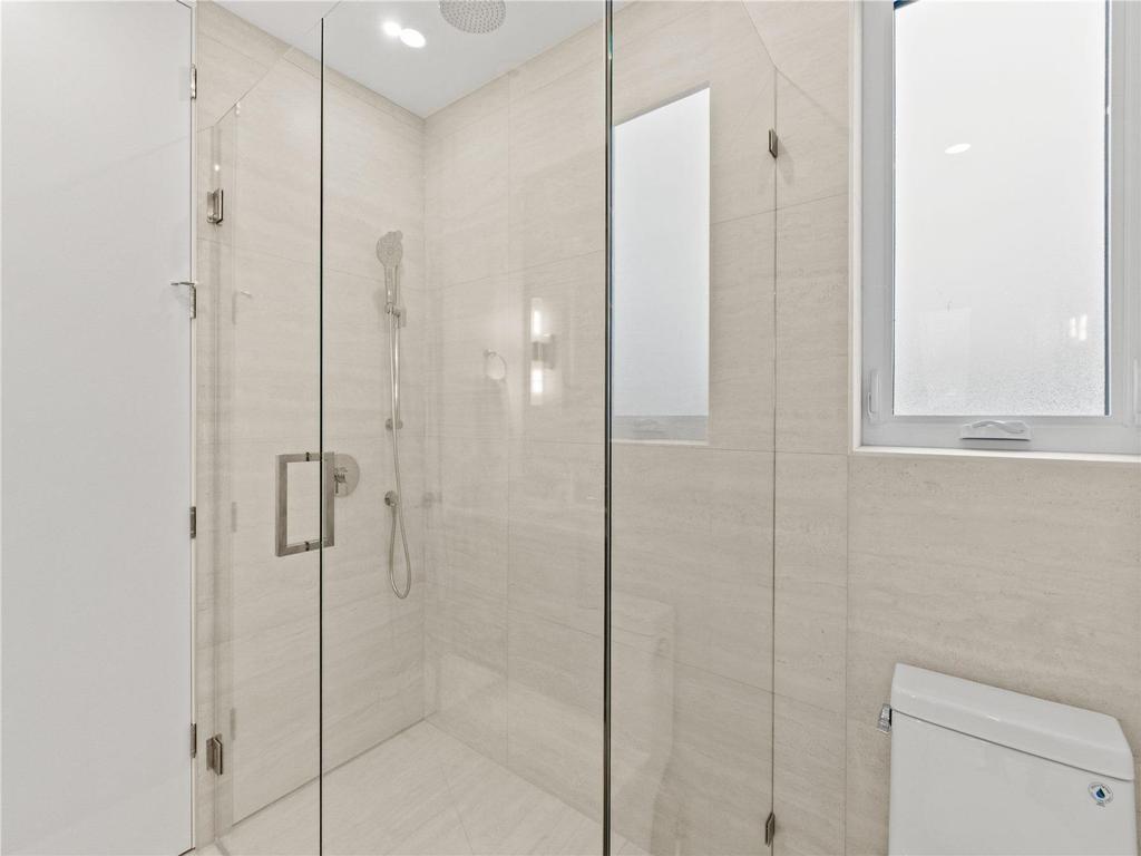 Listing Image for R3100068