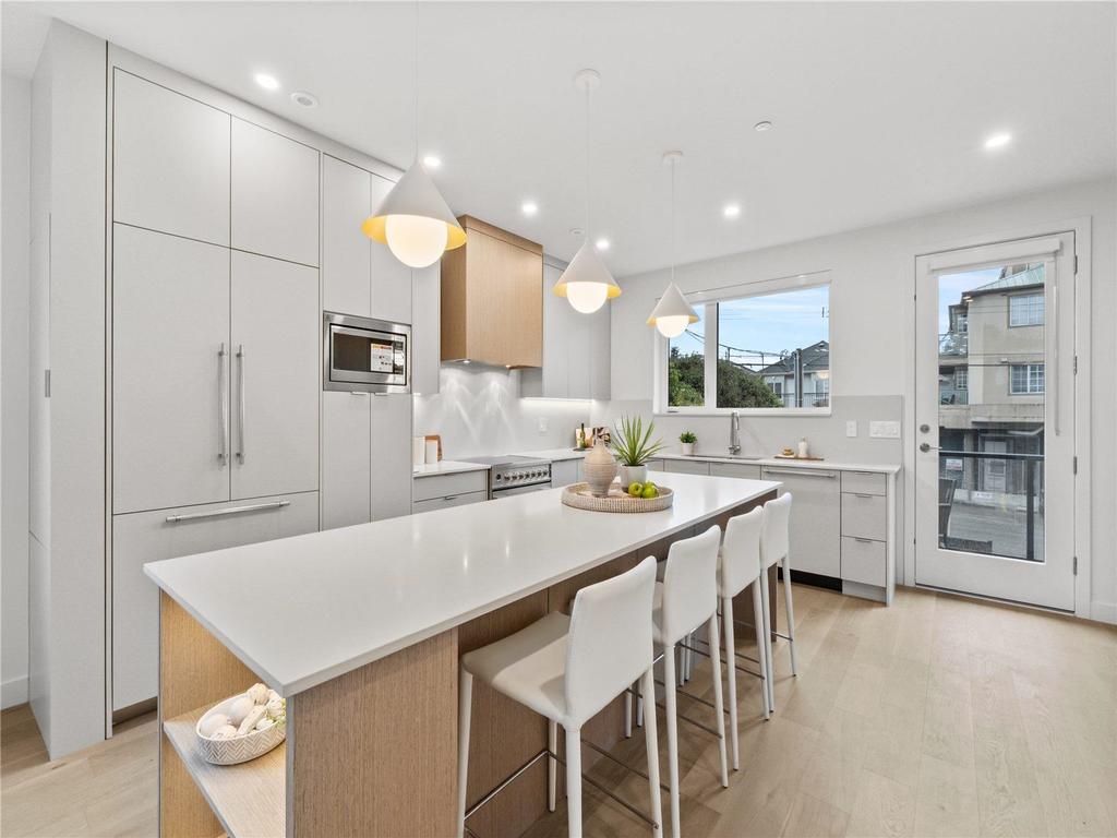 Listing Image for R3100068