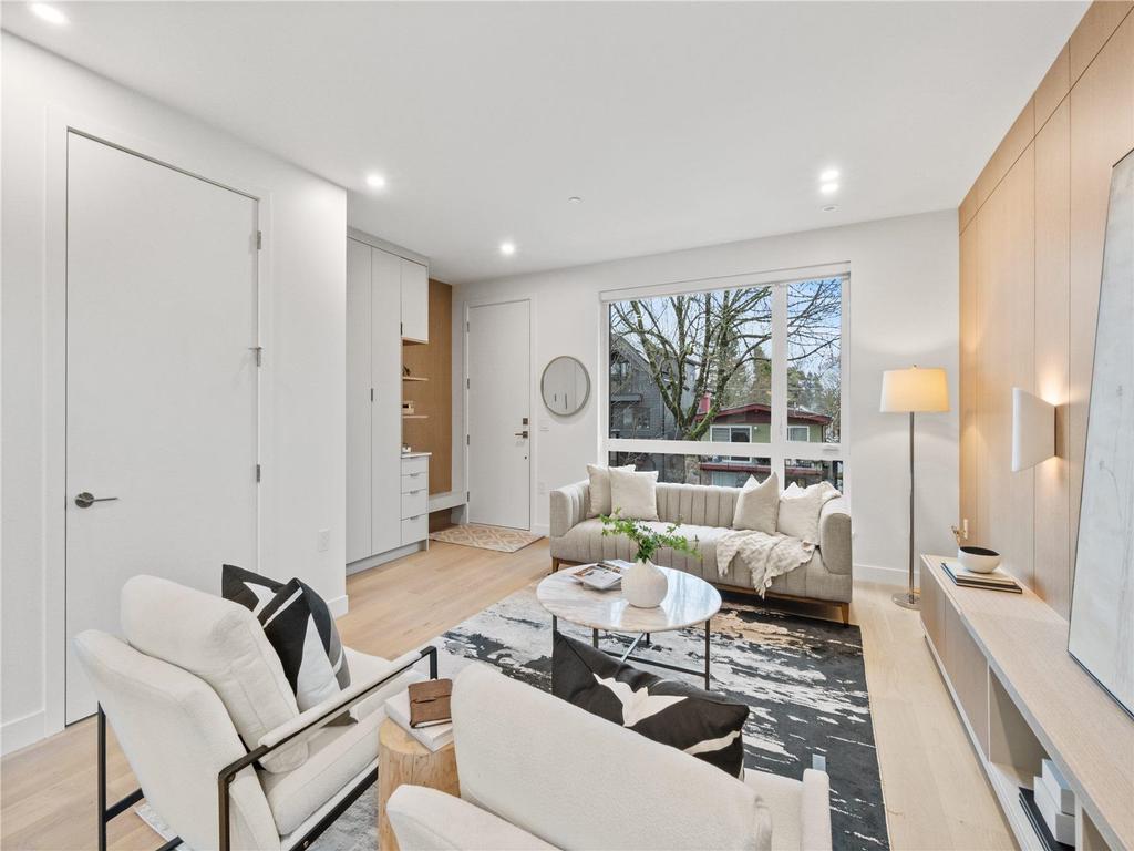 Listing Image for R3100068
