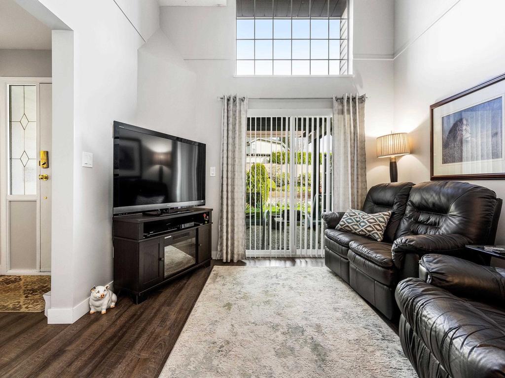 Listing Image for R3100081