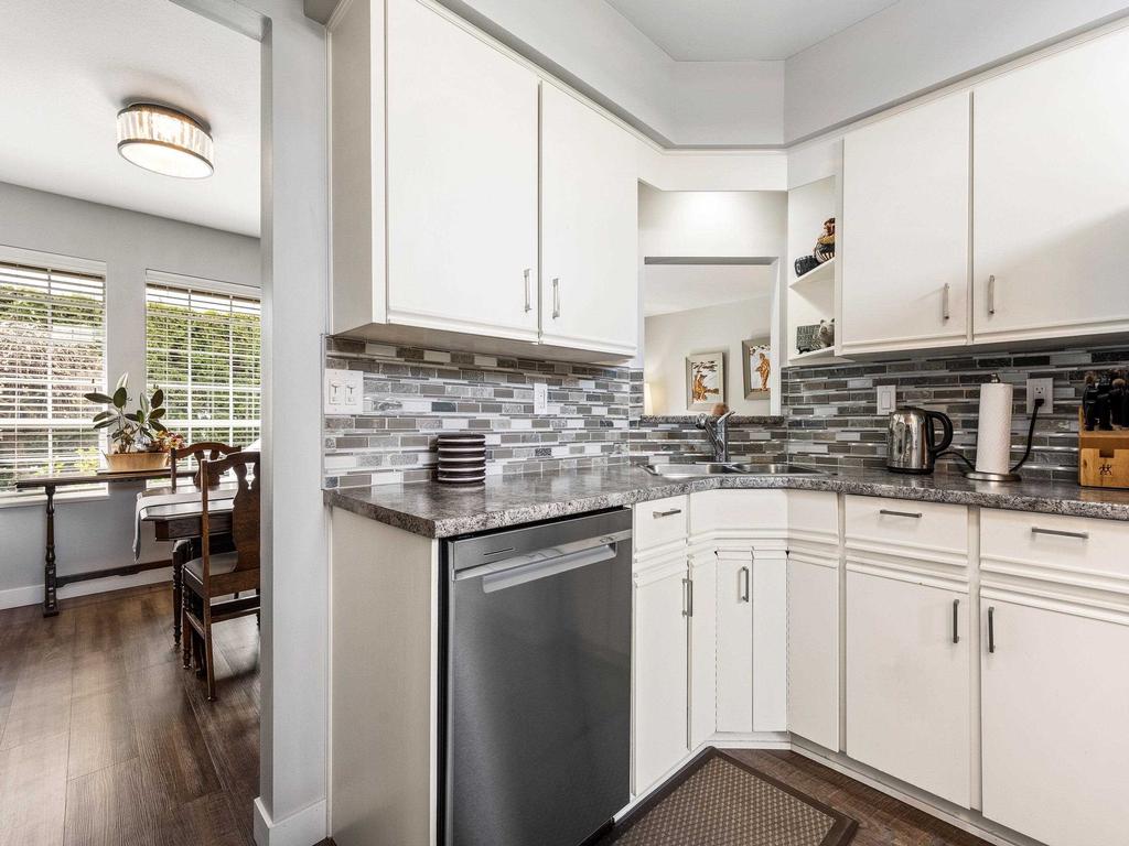 Listing Image for R3100081