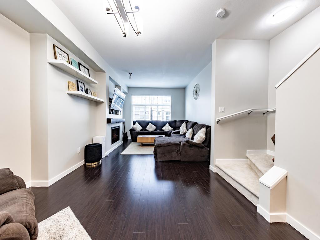 Listing Image for R3100097