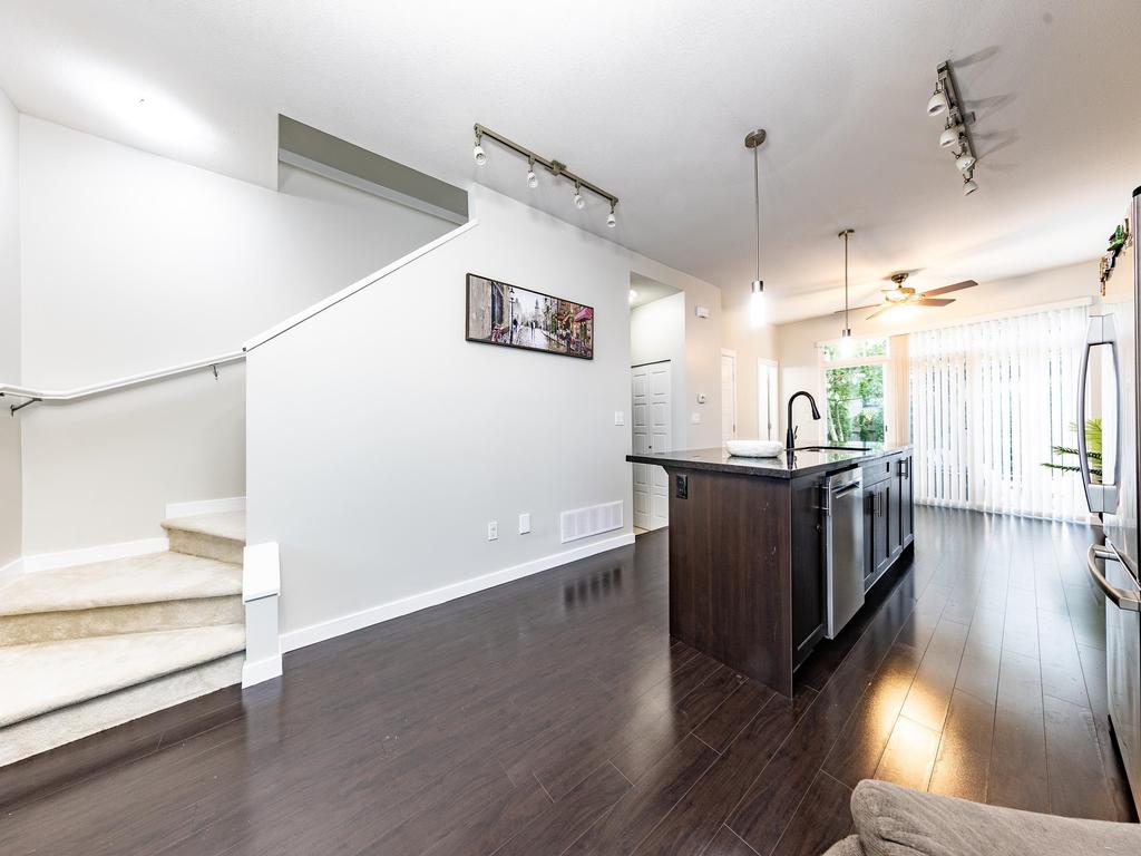 Listing Image for R3100097