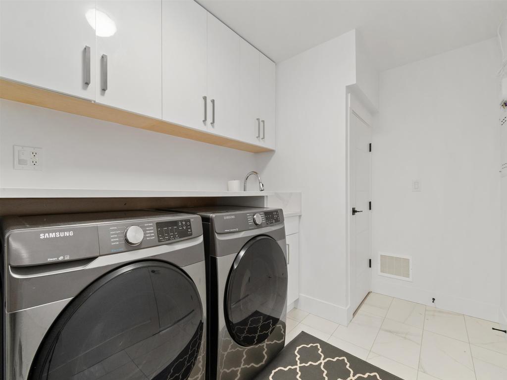 Listing Image for R3100104