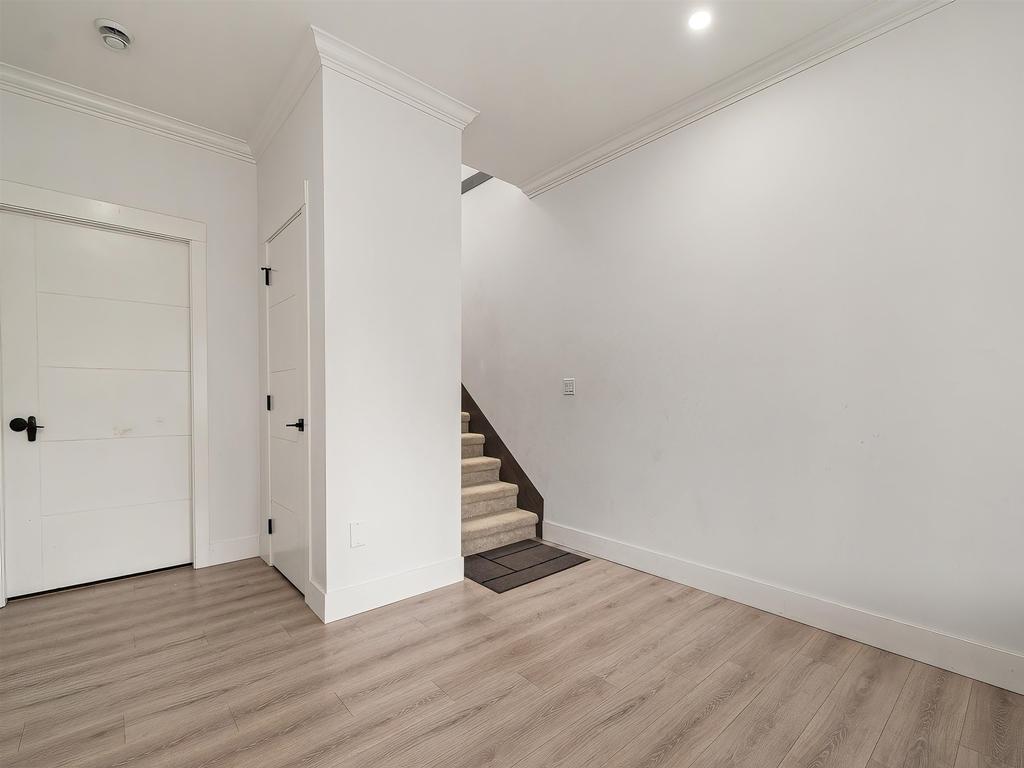 Listing Image for R3100104