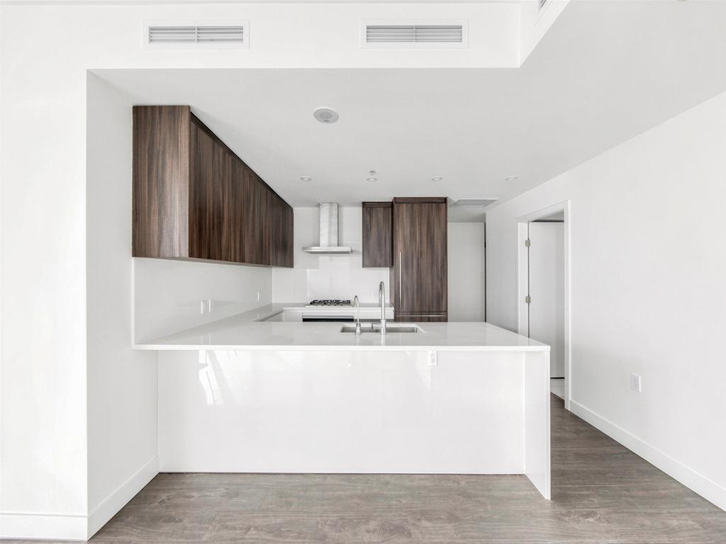 Listing Image for R3100125