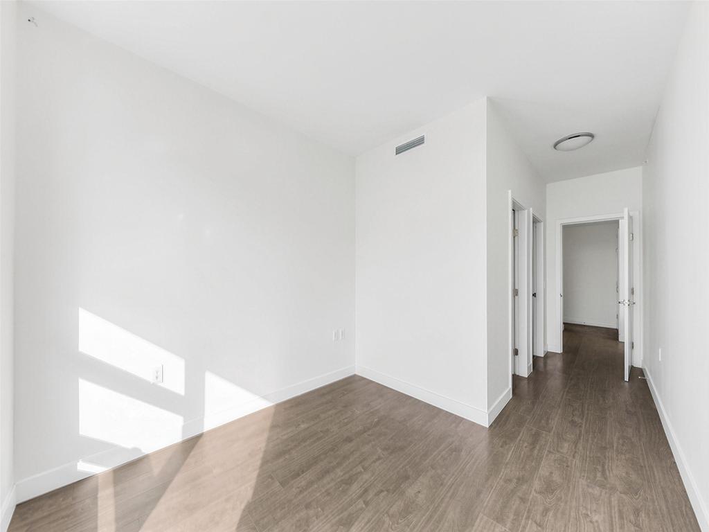 Listing Image for R3100125